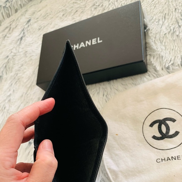 Chanel Classic Caviar leather wallet - Picture 5 of 6